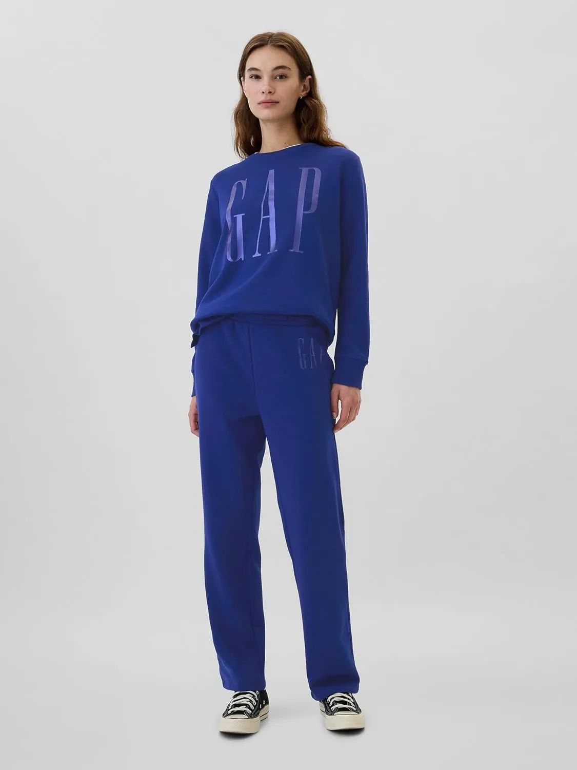 GAP Women's Heritage Sweatshirt