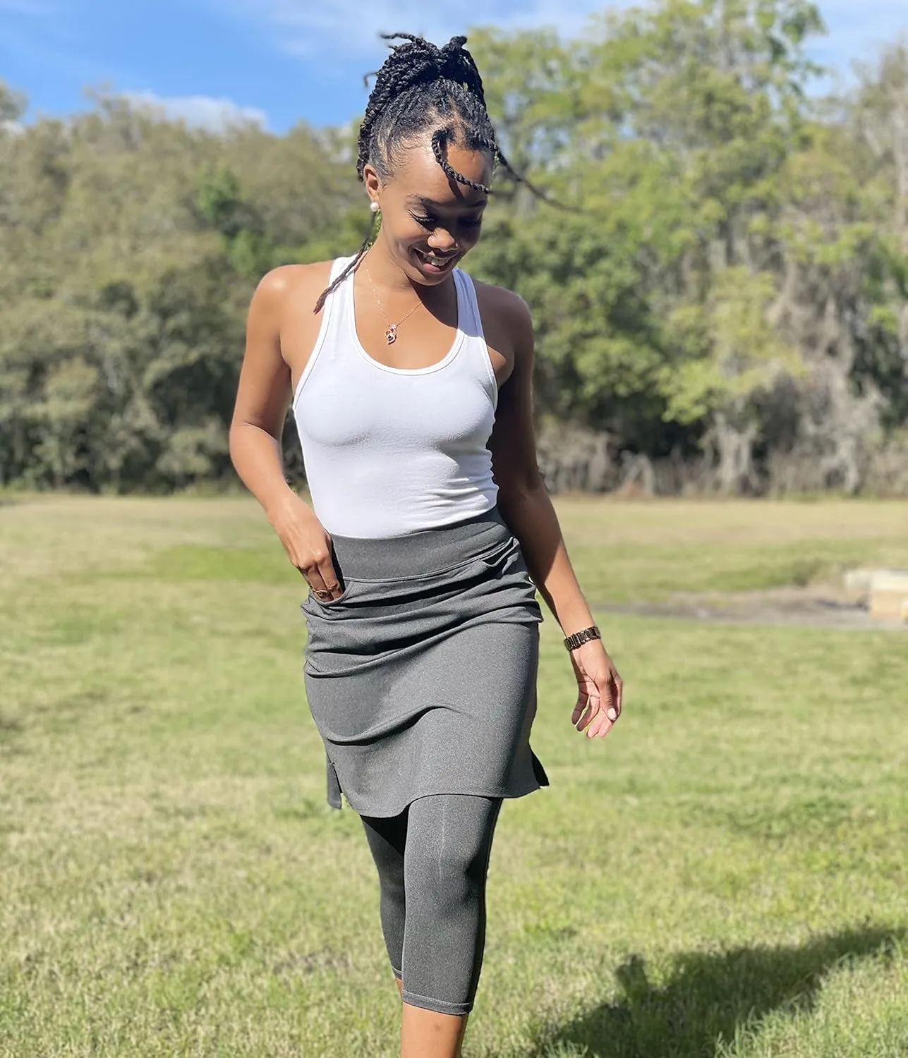 HOKOYI Modest Skirt with Leggings Attached for Women Workout Knee Length Swim Capri Pants with 2 Pockets