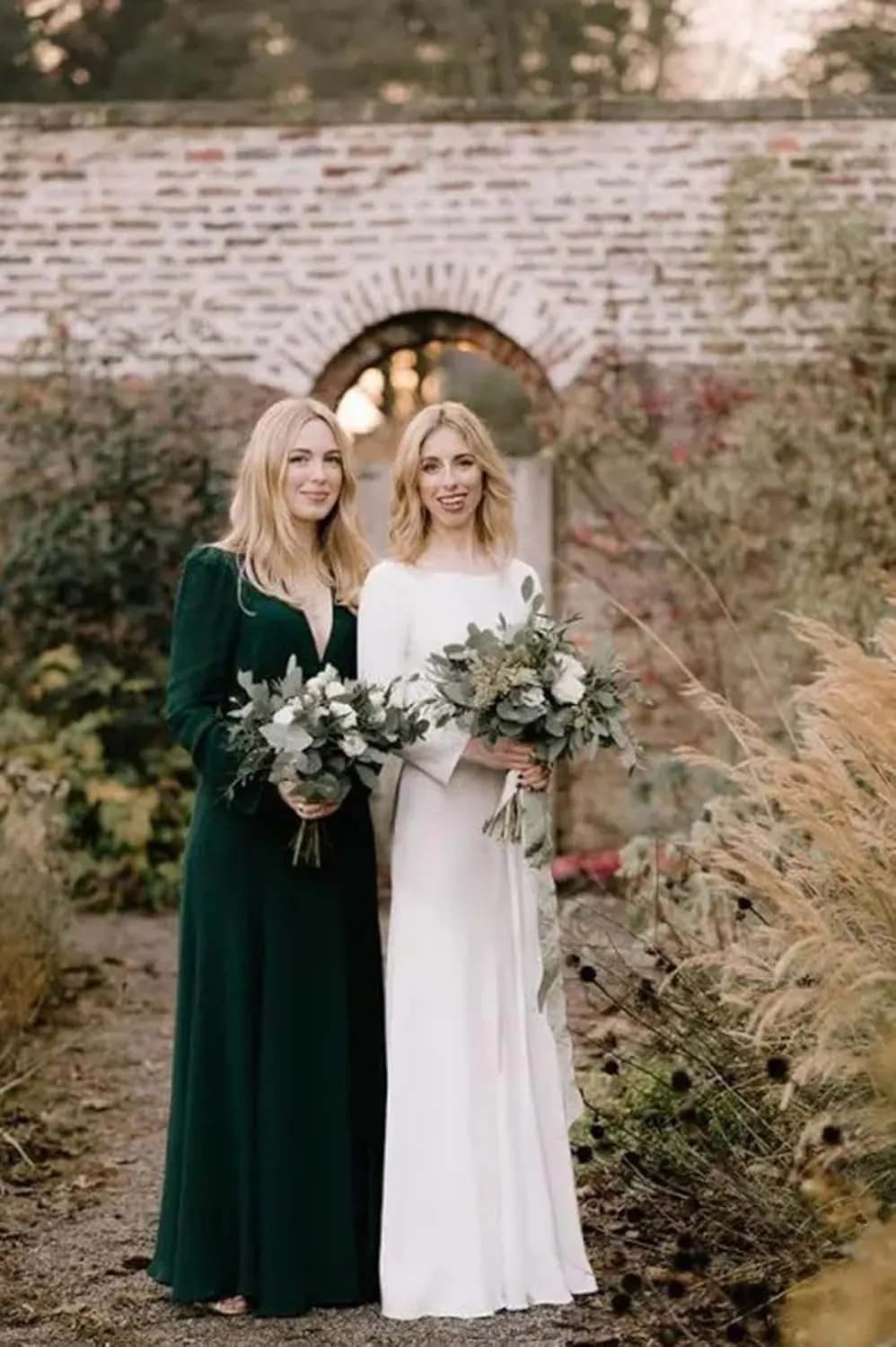 Long Sleeve Bridesmaid Dresses for Wedding Chiffon Deep V Neck Formal Dresses for Women with Slit