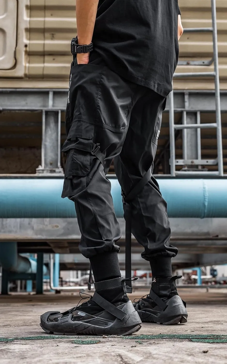 Men's Cyberpunk Buckle Straps Harem Pants with Pockets
