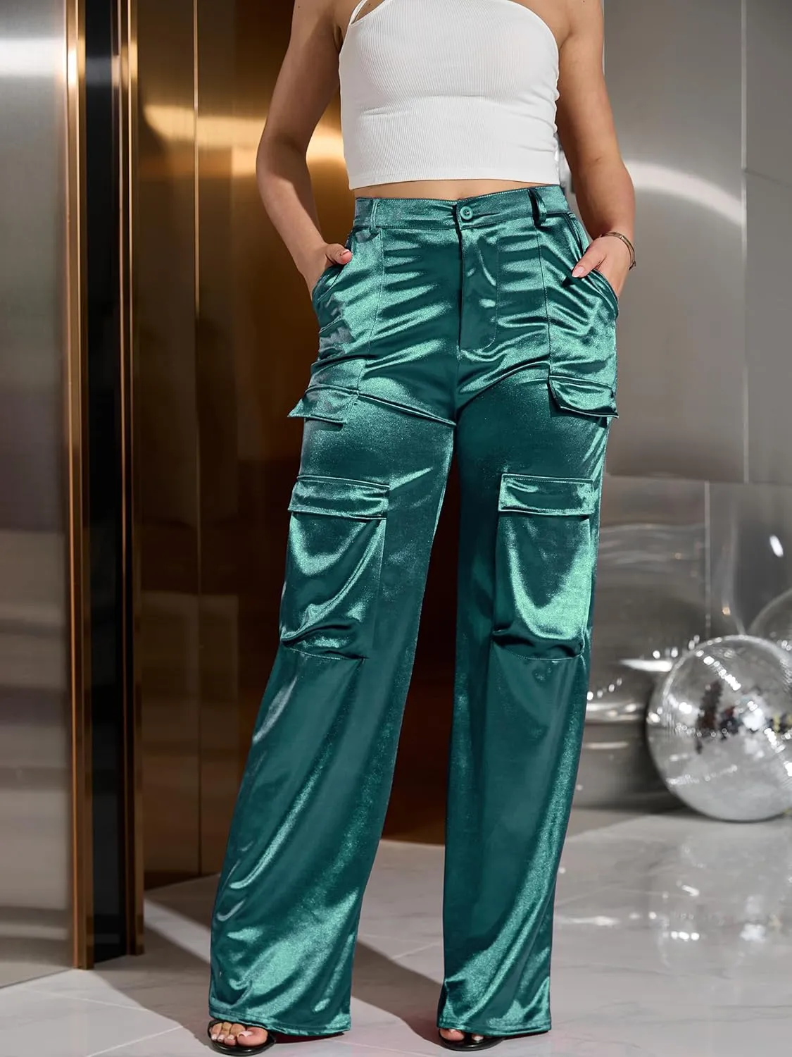 Womens High Waisted Satin Cargo Pants Loose Fit Wide Leg Trousers with Pockets Trendy Outfit